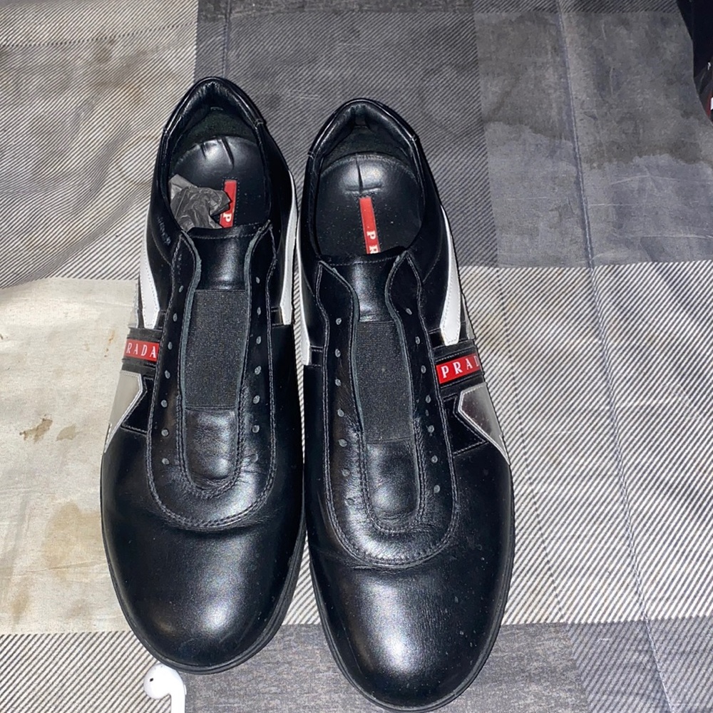 Men sneakers